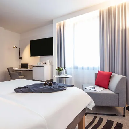 Novotel Hamburg City Alster Extérieur photo