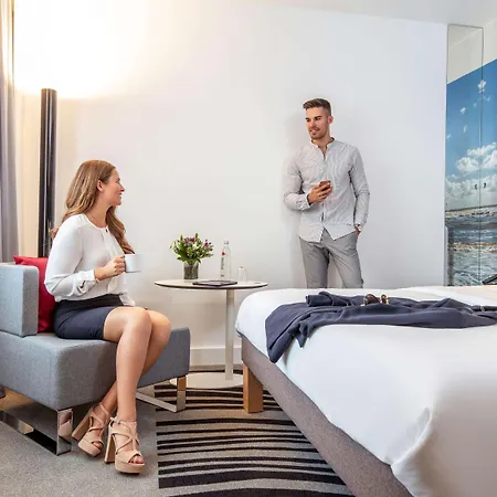 Novotel Hamburg City Alster Extérieur photo